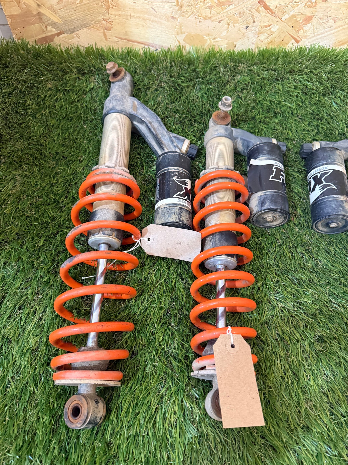 Polaris scrambler 1000 xp 2017 suspension fox shocks