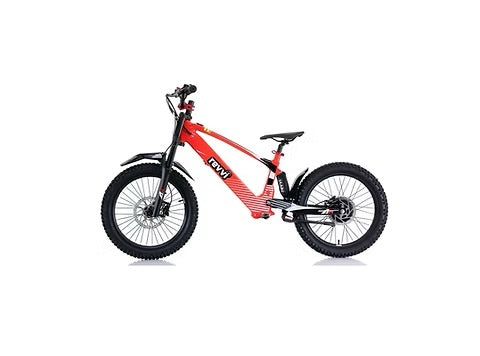 Revvi 20” red