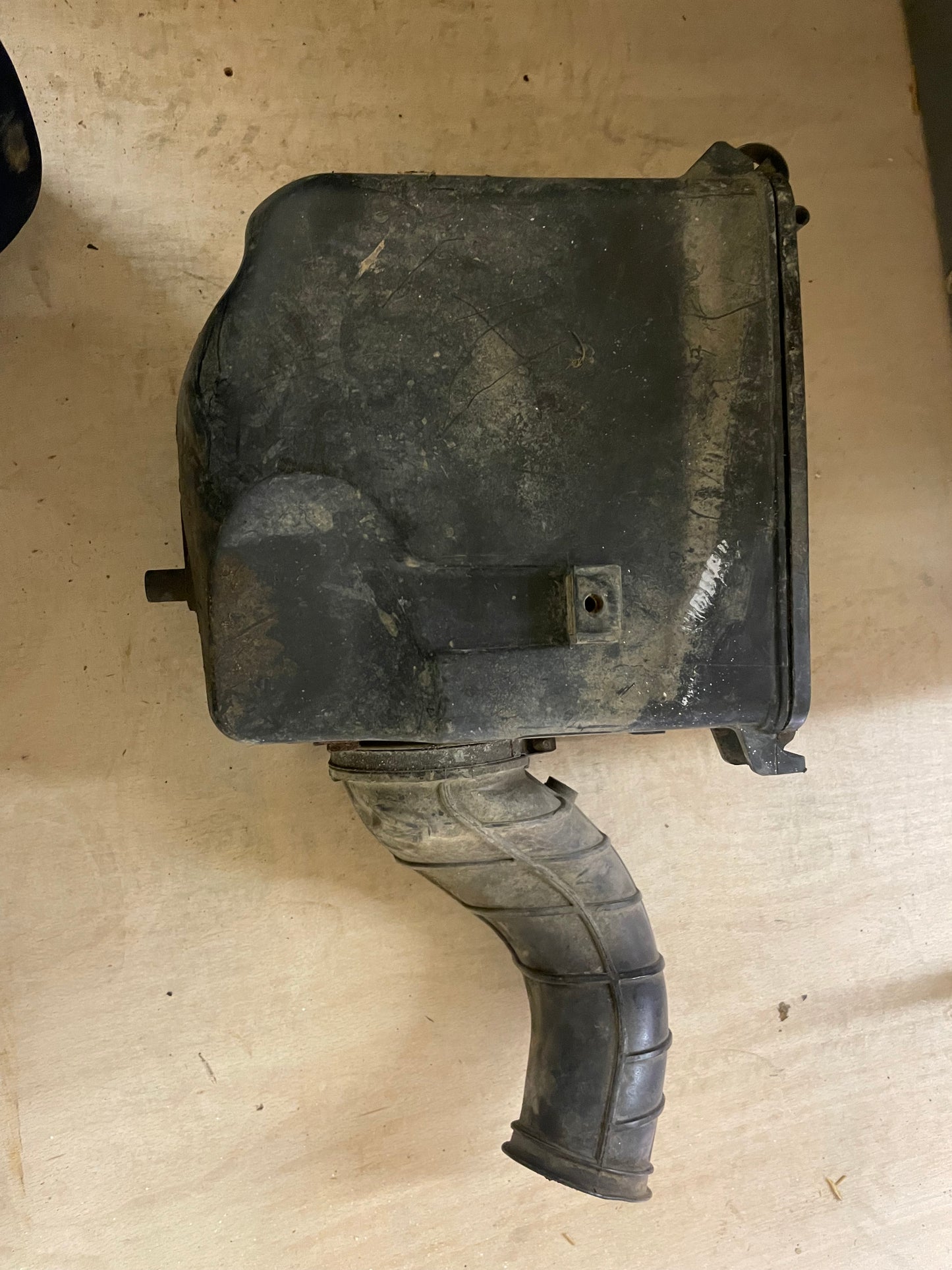 Suzuki LTZ400 Airbox