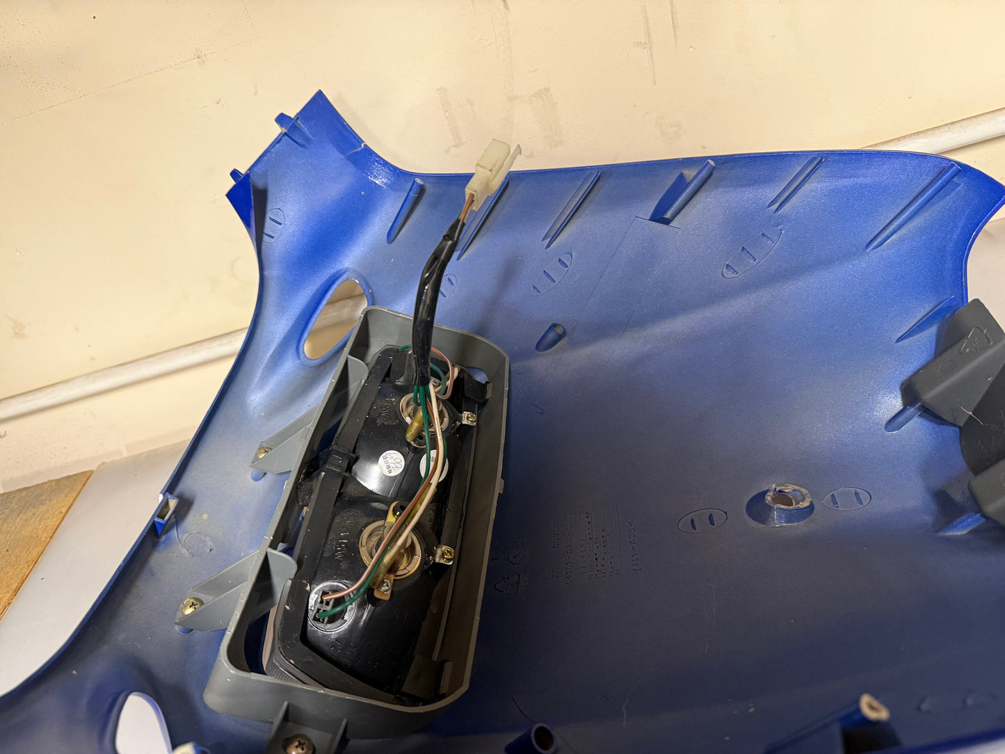 Sym jet 50 2008 front fairing panel