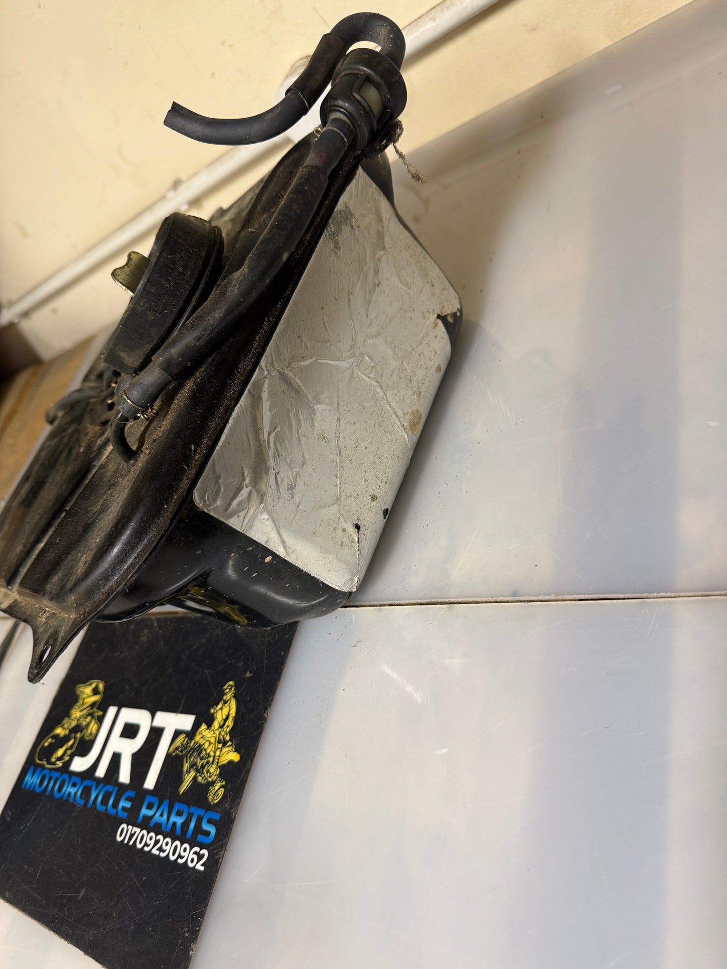 Sym jet 50 2008 fuel tank