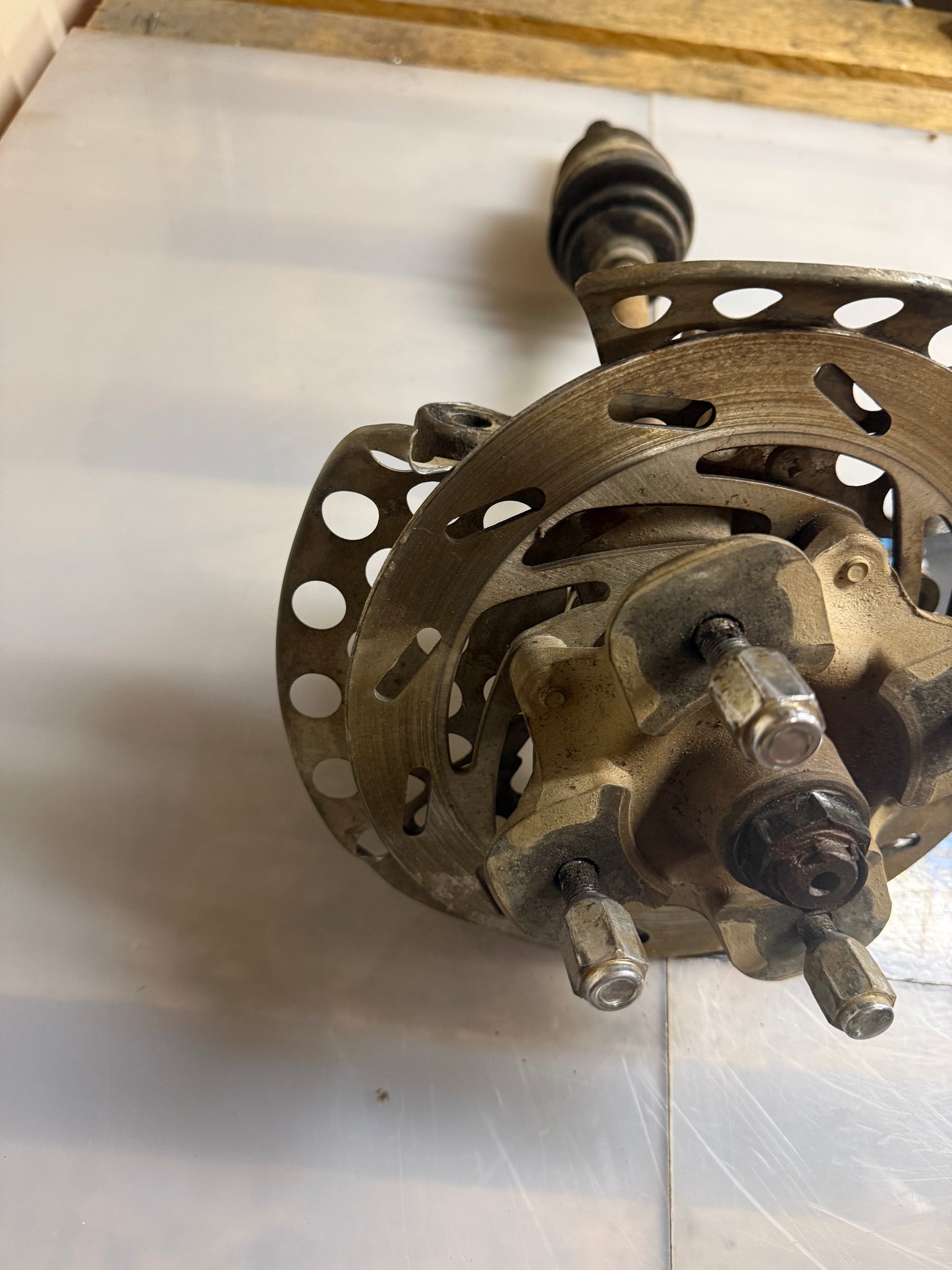 Yamaha Kodiak 700 2020 front right driveshaft hub