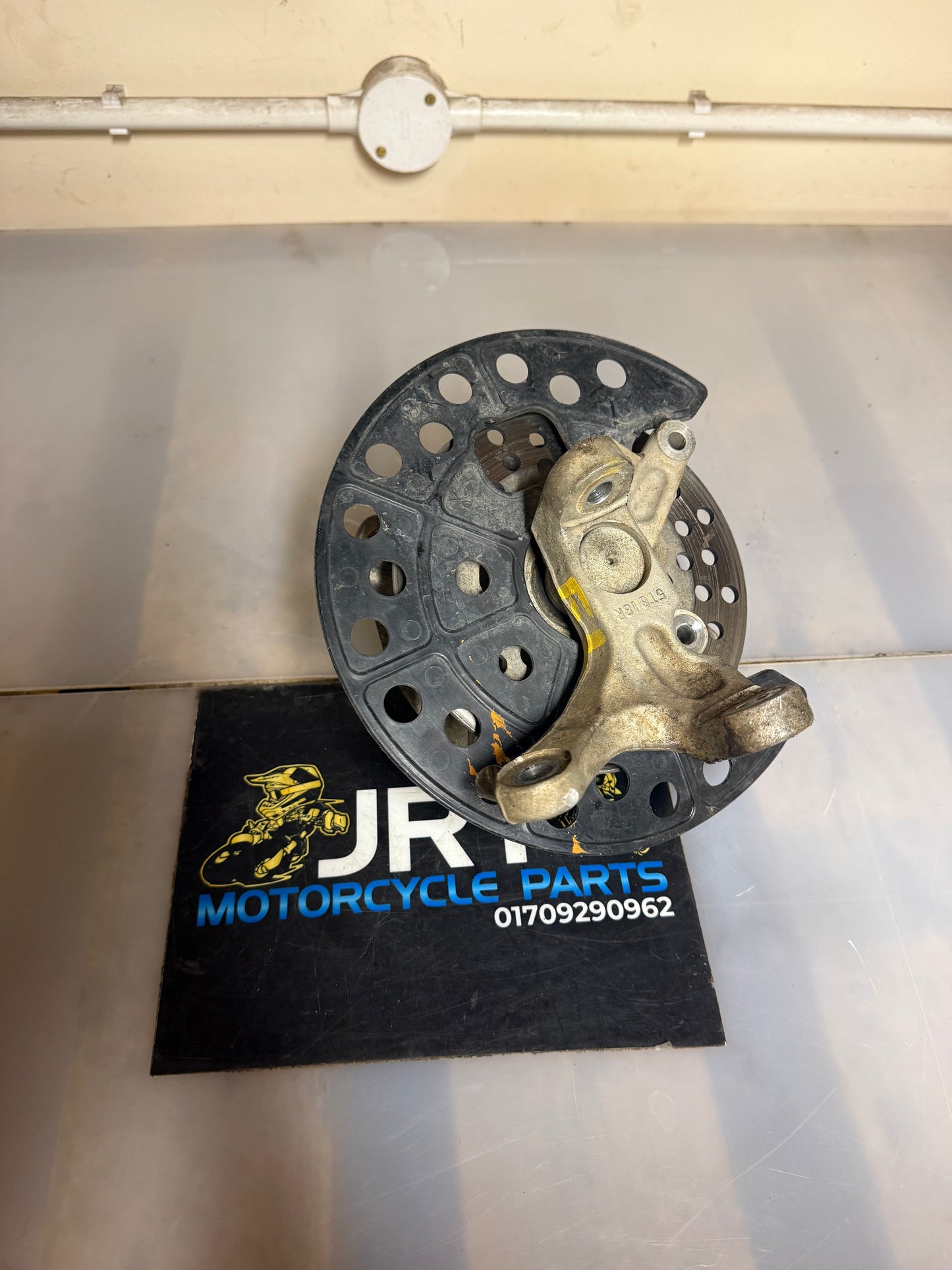 Yamaha raptor 700 2011 front left complete hub
