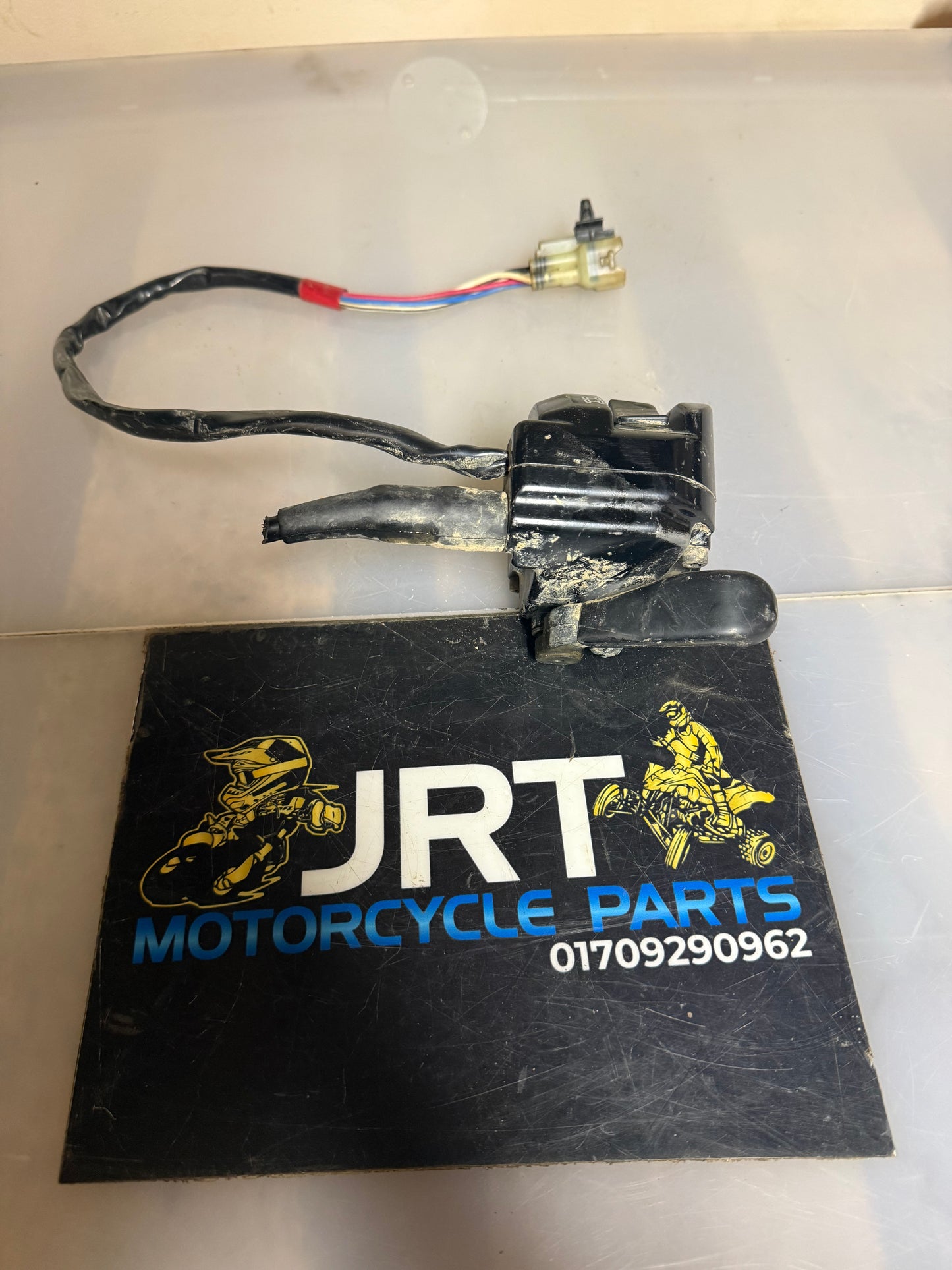 Can-am renegade 800 2010 throttle handle switch