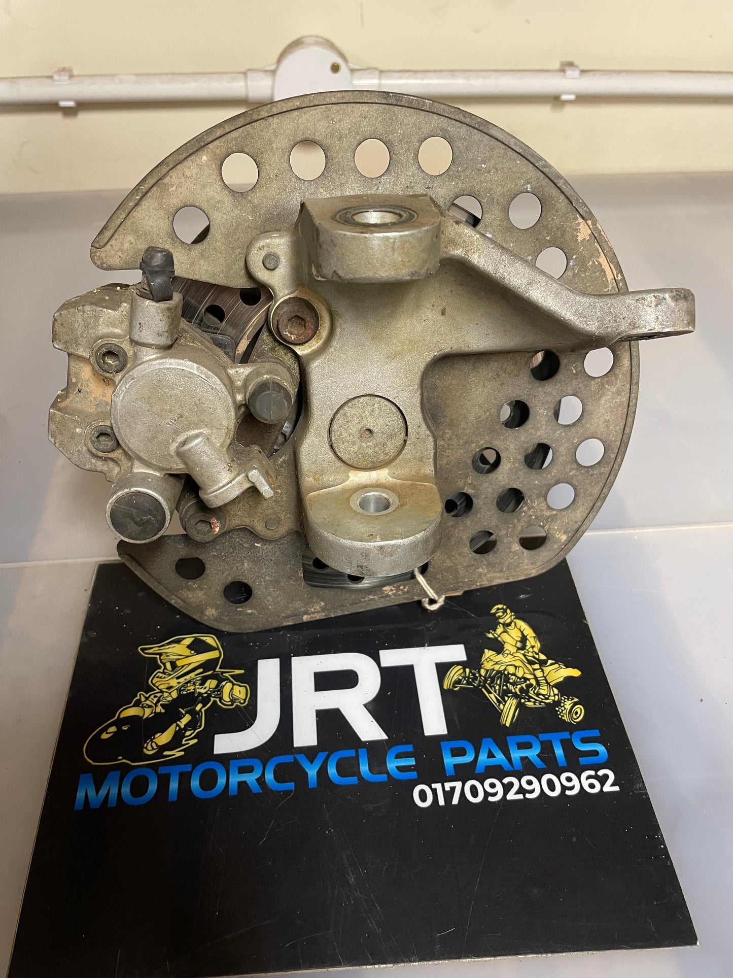 Suzuki LTZ400 Front Right Hub
