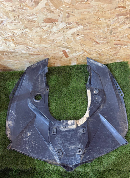 Can-am renegade 800 2010 rear plastic fairing panel