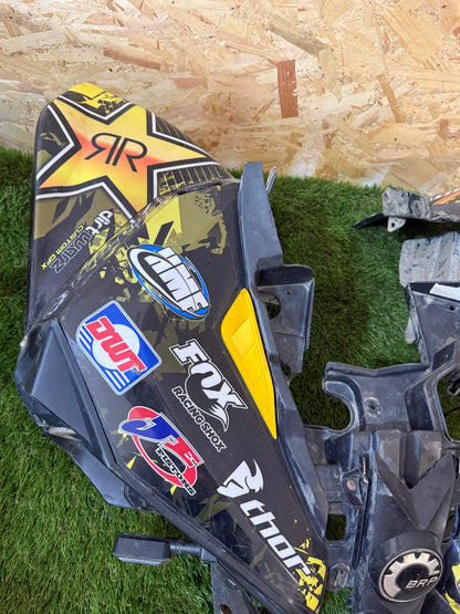 Can-am renegade 800 2010 front plastic fairing