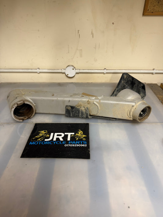 Can-am renegade 800 2010 left rear suspension arm