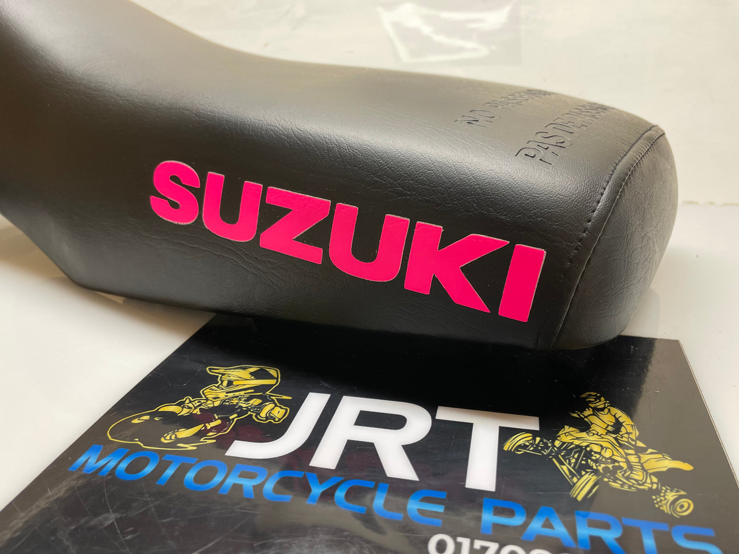 Suzuki LT50 complete seat Black pink logo