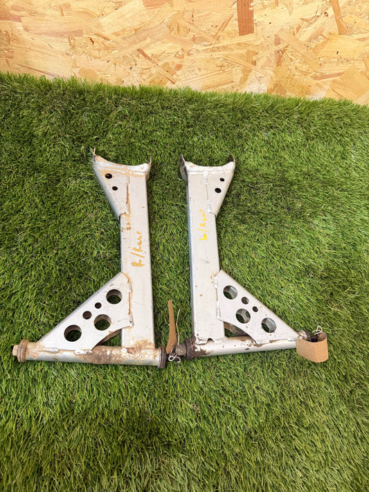 Polaris scrambler 1000 xp 2017 rear suspension arms