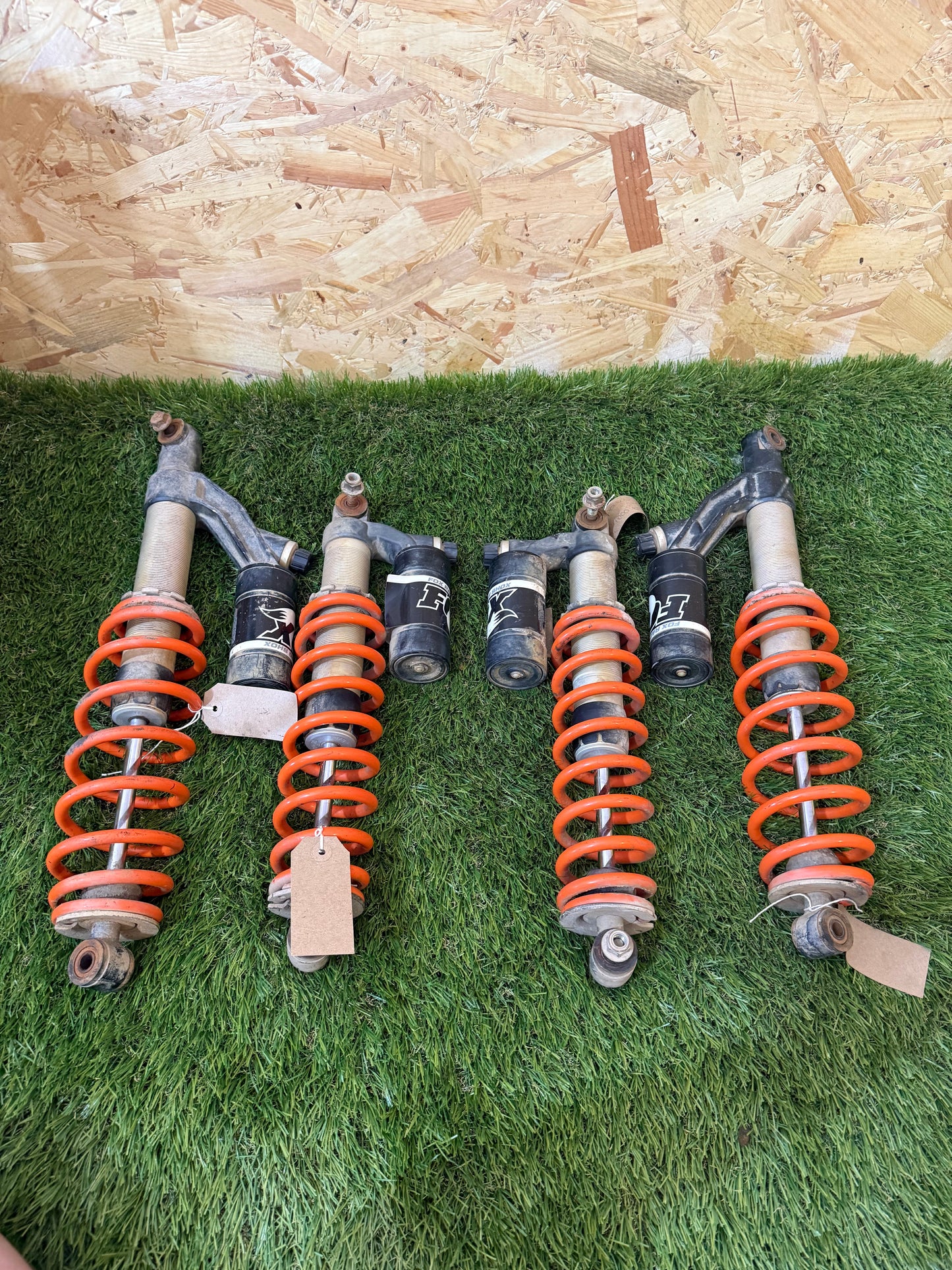 Polaris scrambler 1000 xp 2017 suspension fox shocks