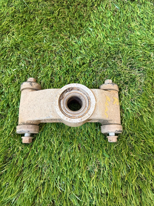 Kawasaki KVF 650 2014 rear right knuckle