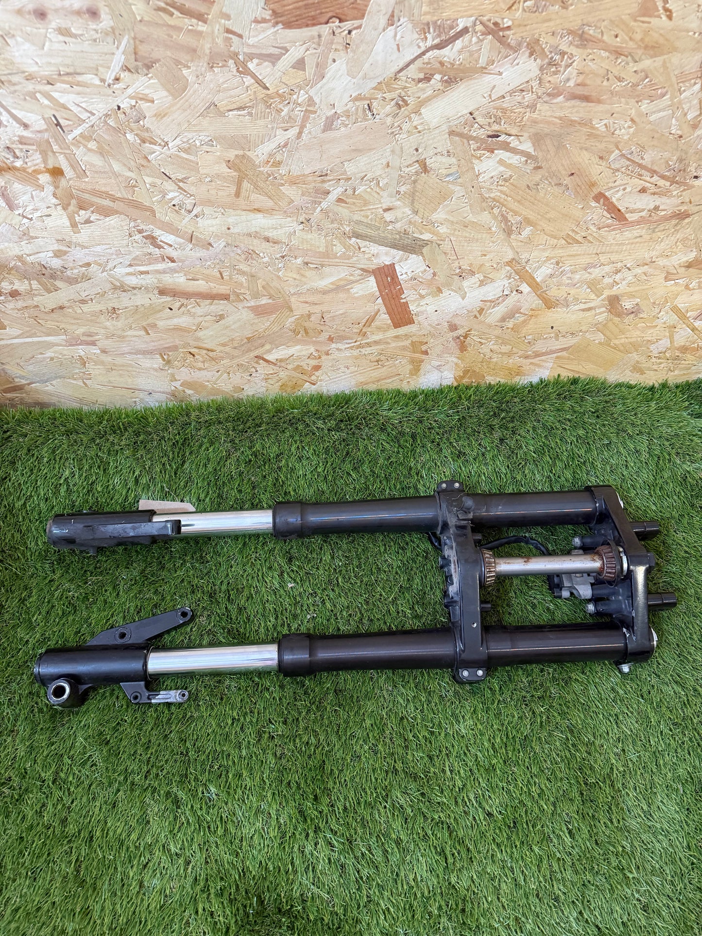 Lexmoto valiant 125 2019-24k km Front fork suspension and clamps