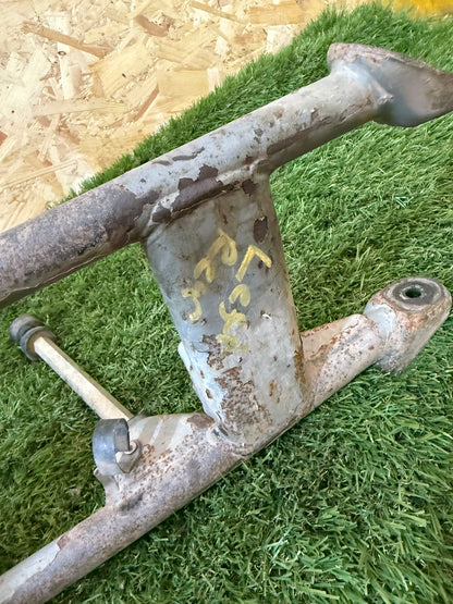 Polaris scrambler 1000 xp 2017 left rear arm