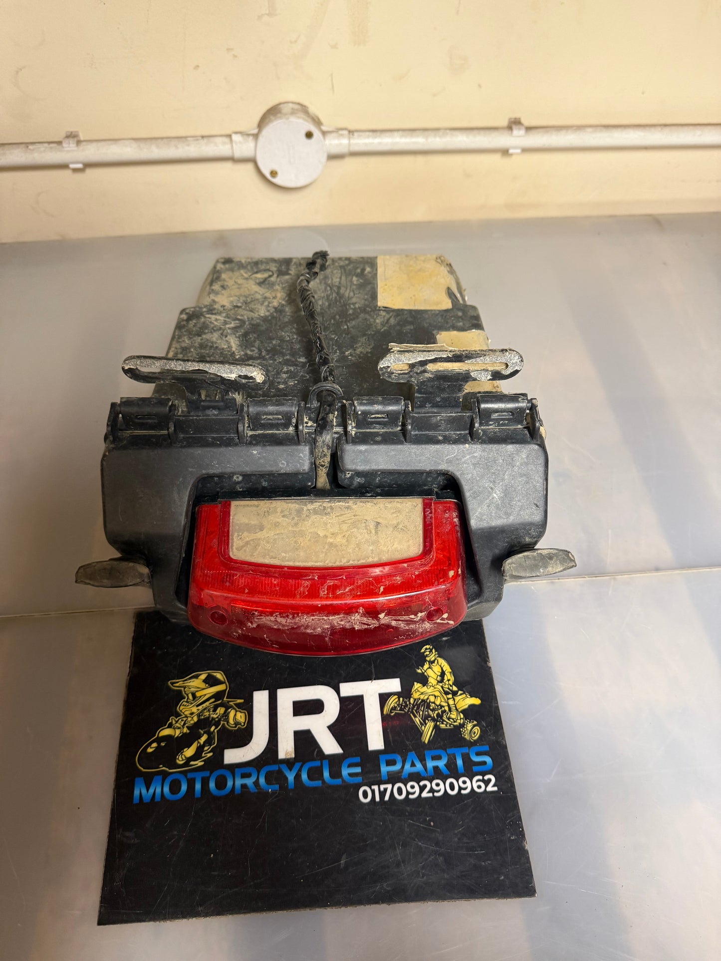 Can-am renegade 800 2010 tail light