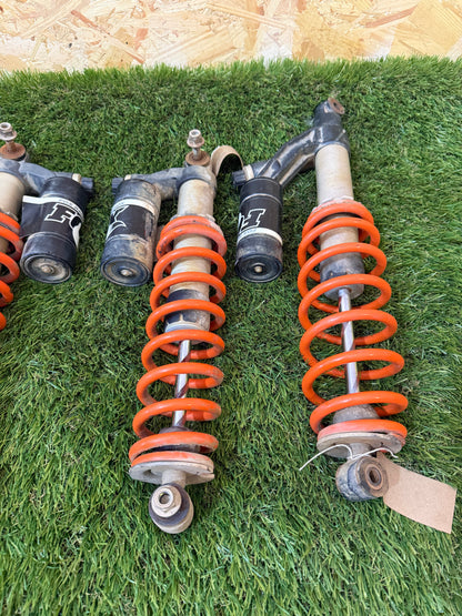 Polaris scrambler 1000 xp 2017 suspension fox shocks