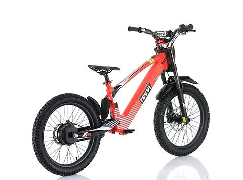 Revvi 20” red