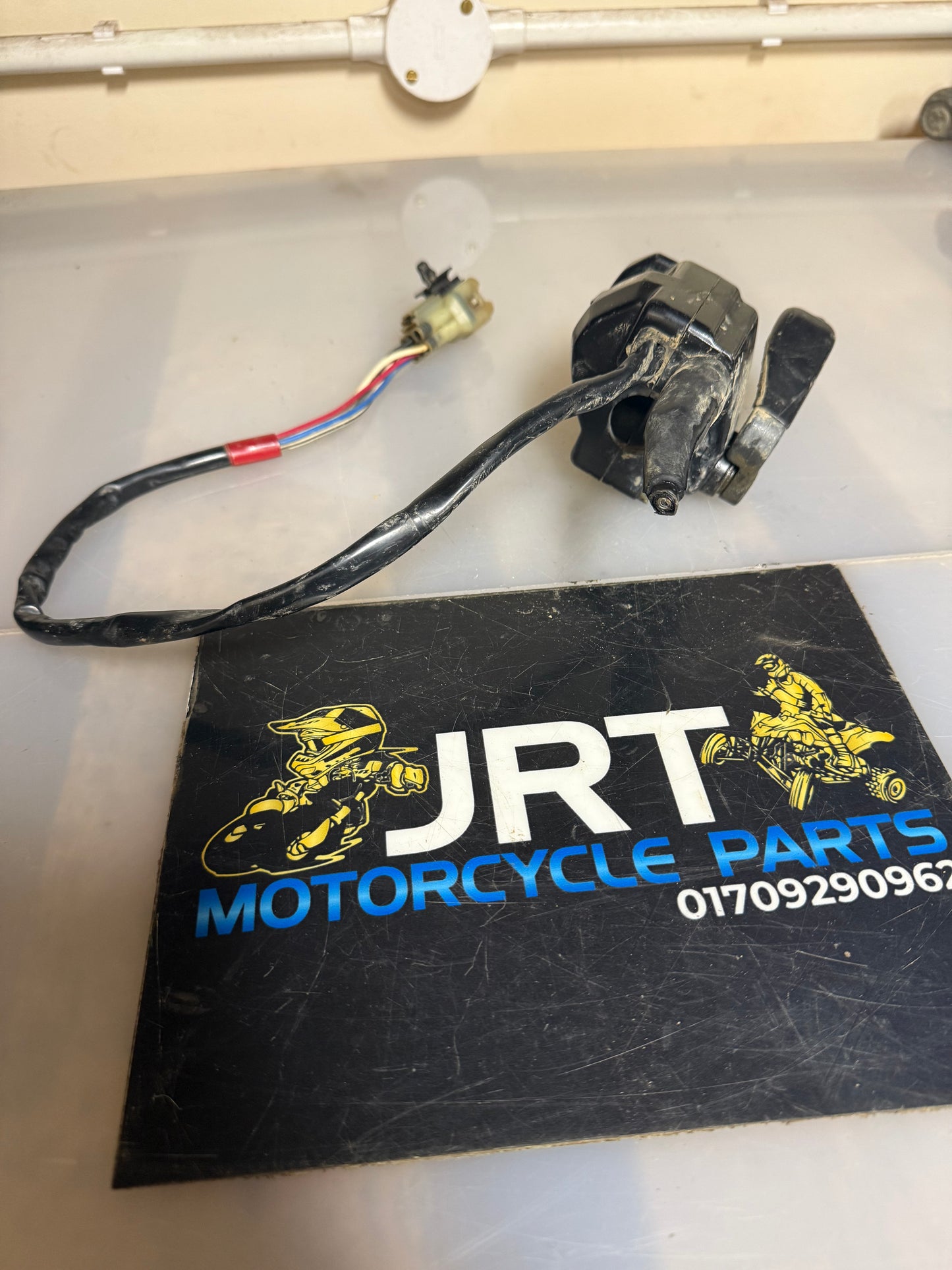 Can-am renegade 800 2010 throttle handle switch