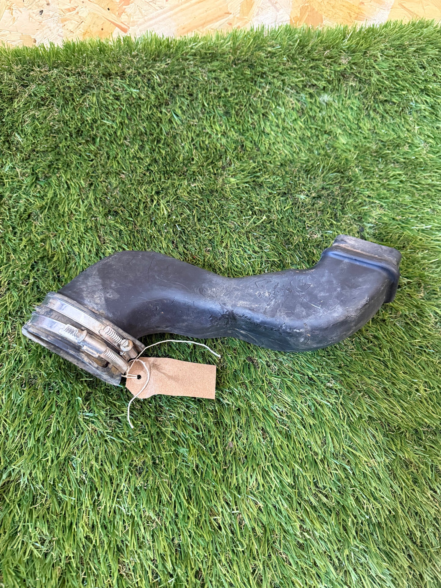 Polaris scrambler 1000 xp 2017 air pipe