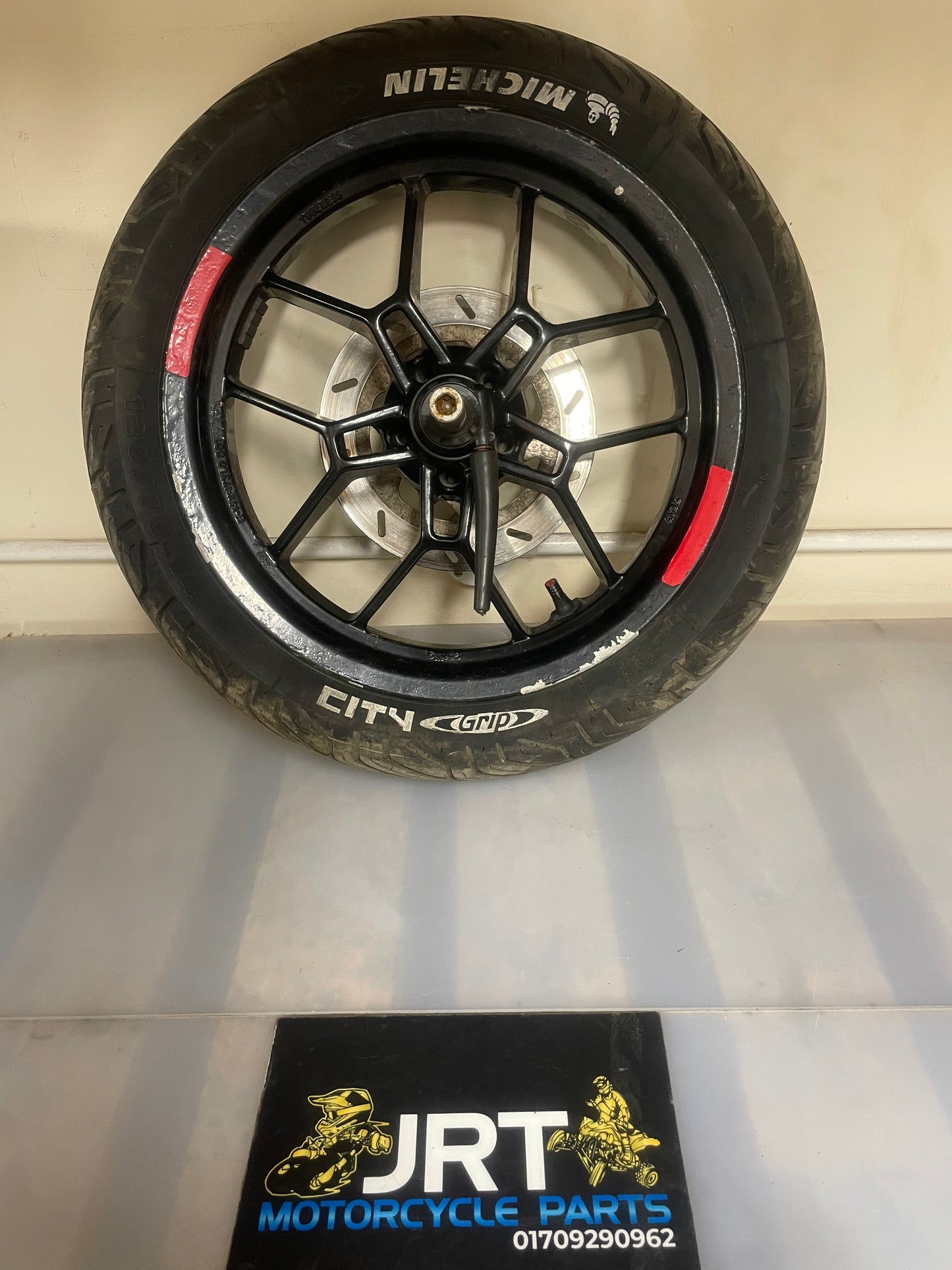 Aprilla SR50 2013 front wheel sr 50