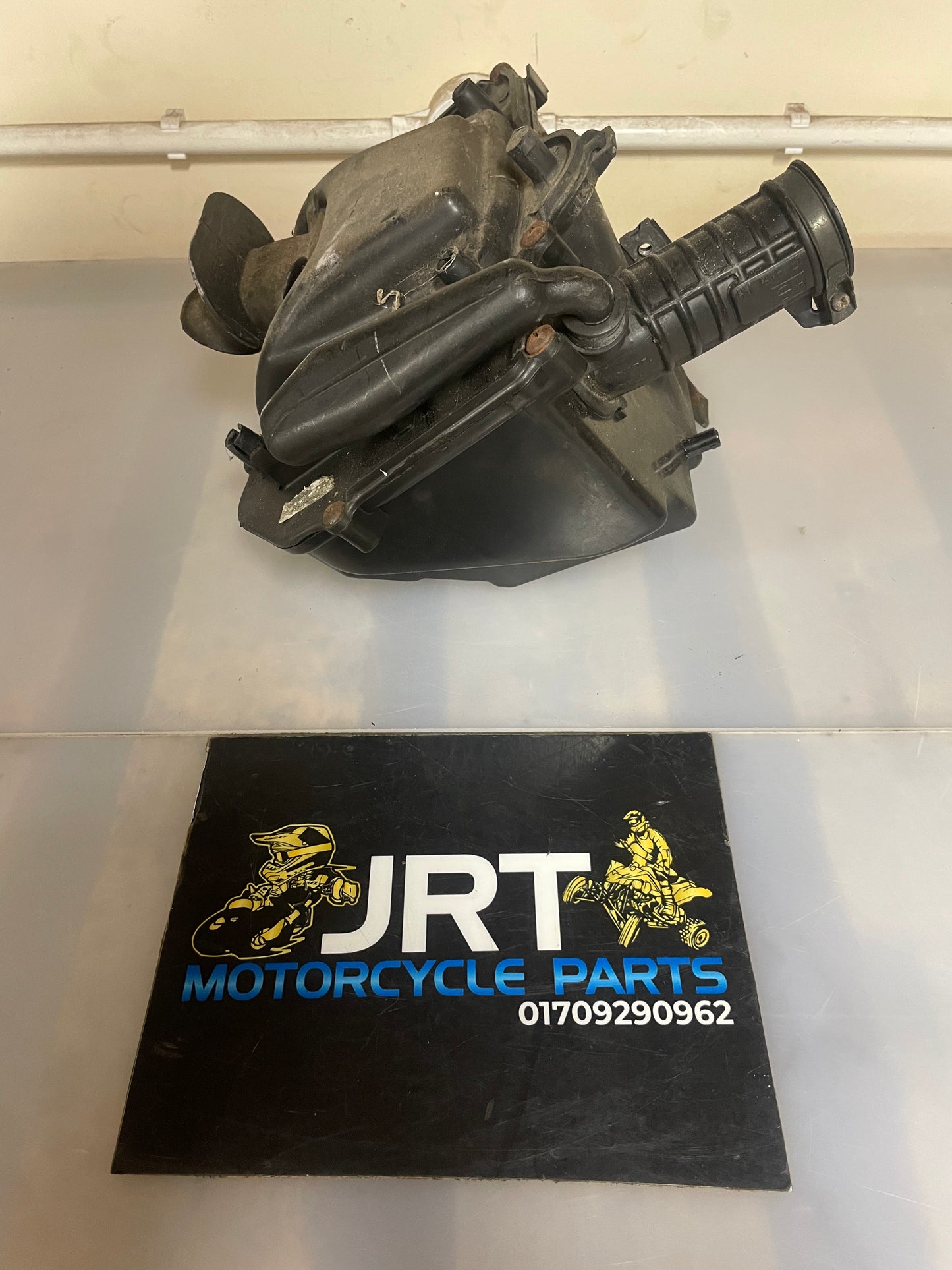 Honda CBF125 airbox 2009 CBF 125