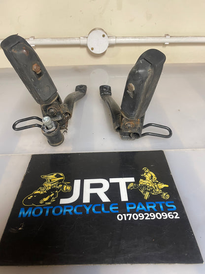 Honda CBF125 passanger footpegs pair 2009 CBF 125