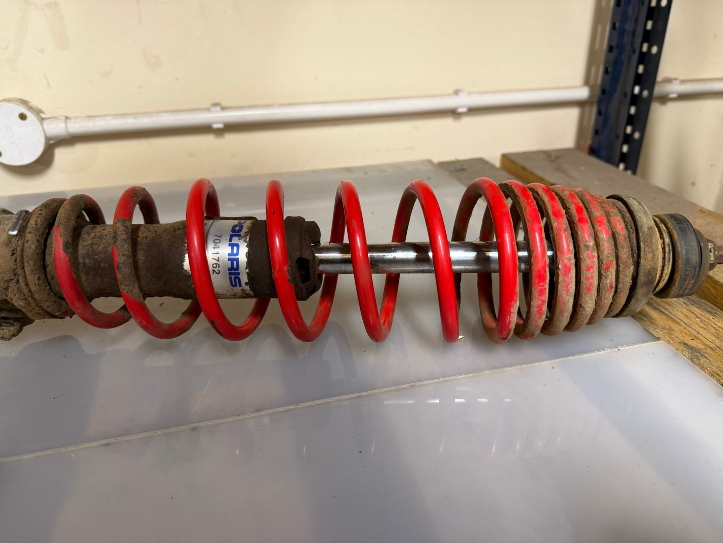 Polaris sportsman 500 2006 left hand suspension and hub
