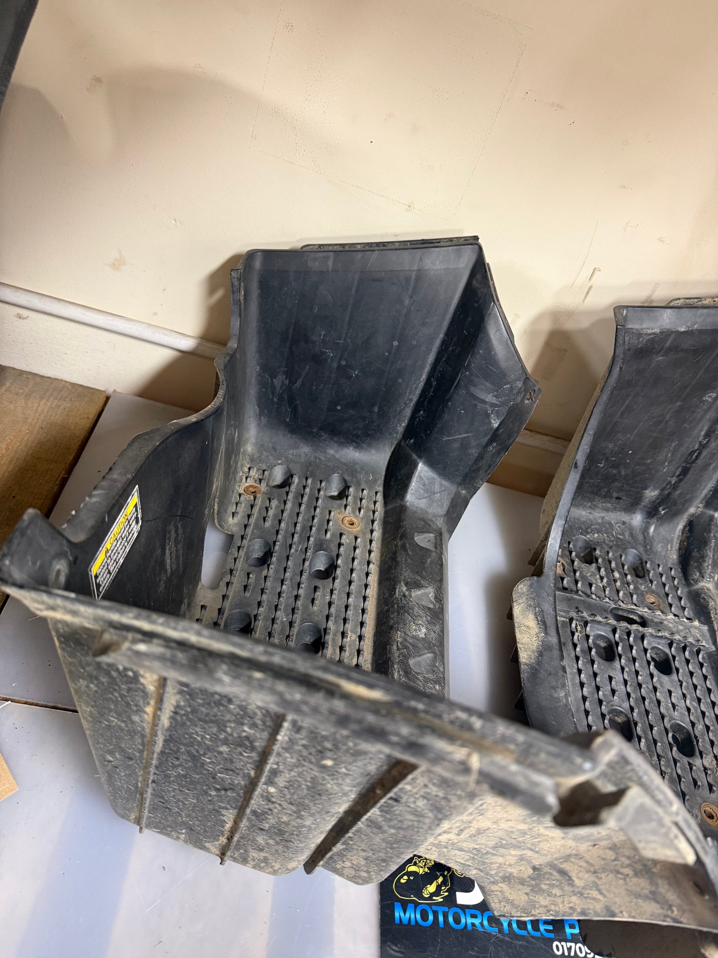 Polaris sportsman 500 H.O 2006 right and left foot well as a pair