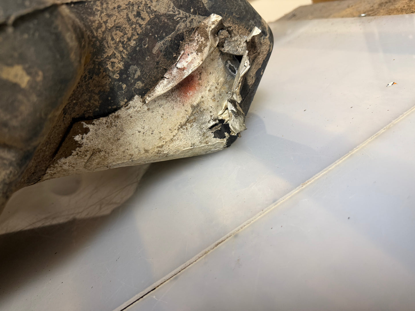 Polaris sportsman 500 H.O 2006 fuel tank with pump