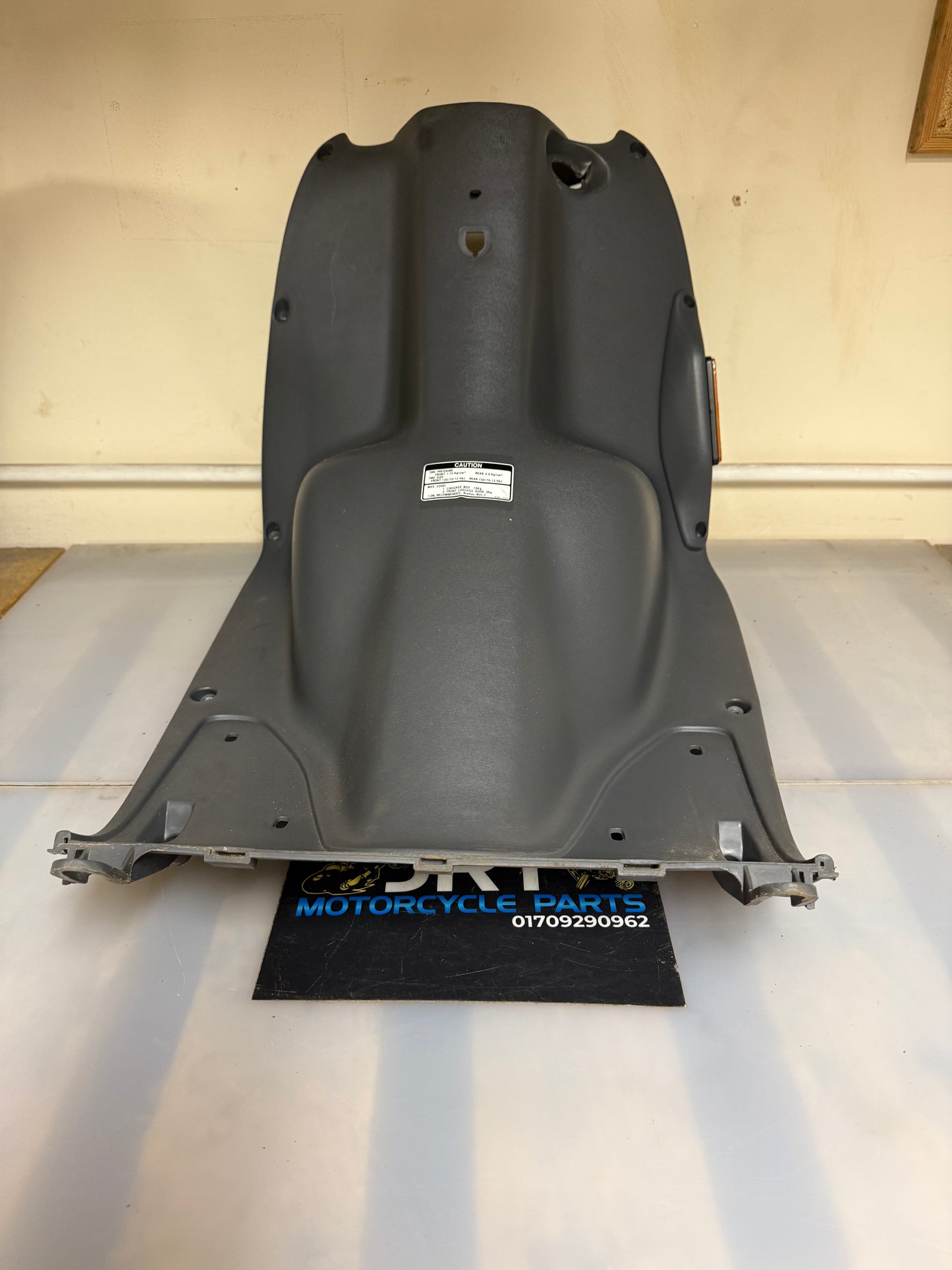Sym jet 50 2008 fairing panel