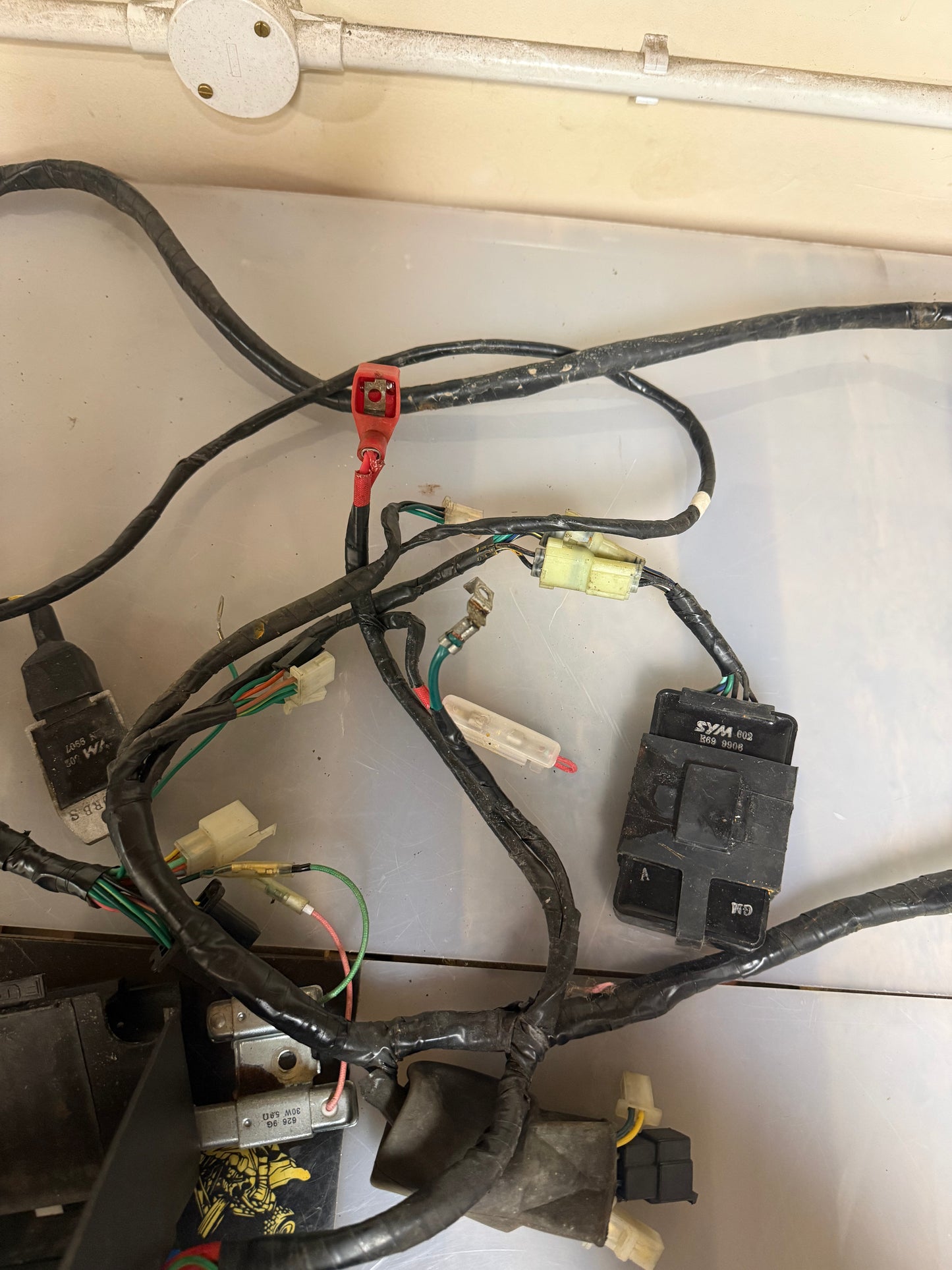 Sym jet 50 2008 wiring loom