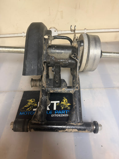 Yamaha YFM 90 2018 rear axel/swing arm complete