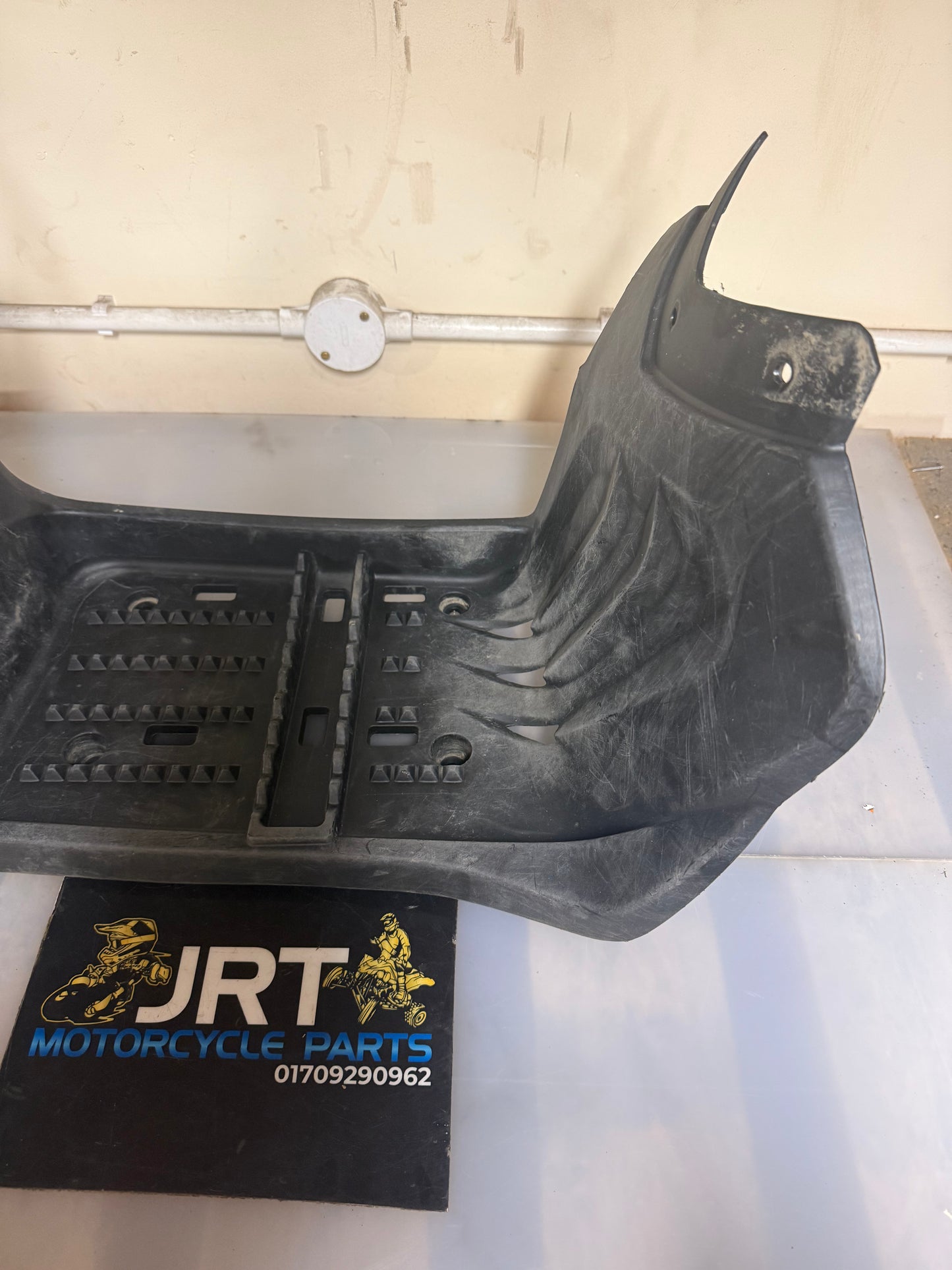 Yamaha YFM 90 2018 left hand footwell plastic