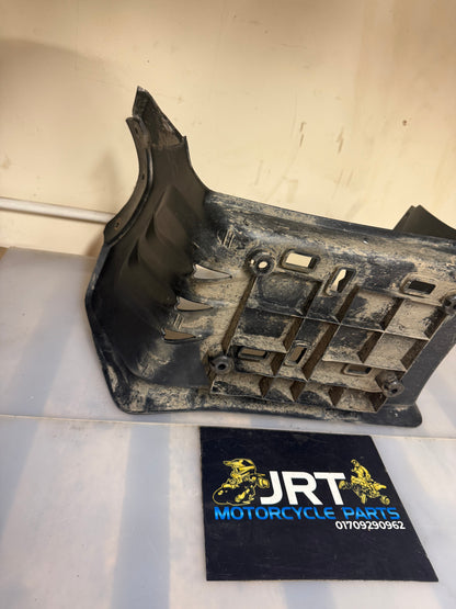 Yamaha YFM 90 2018 left hand footwell plastic