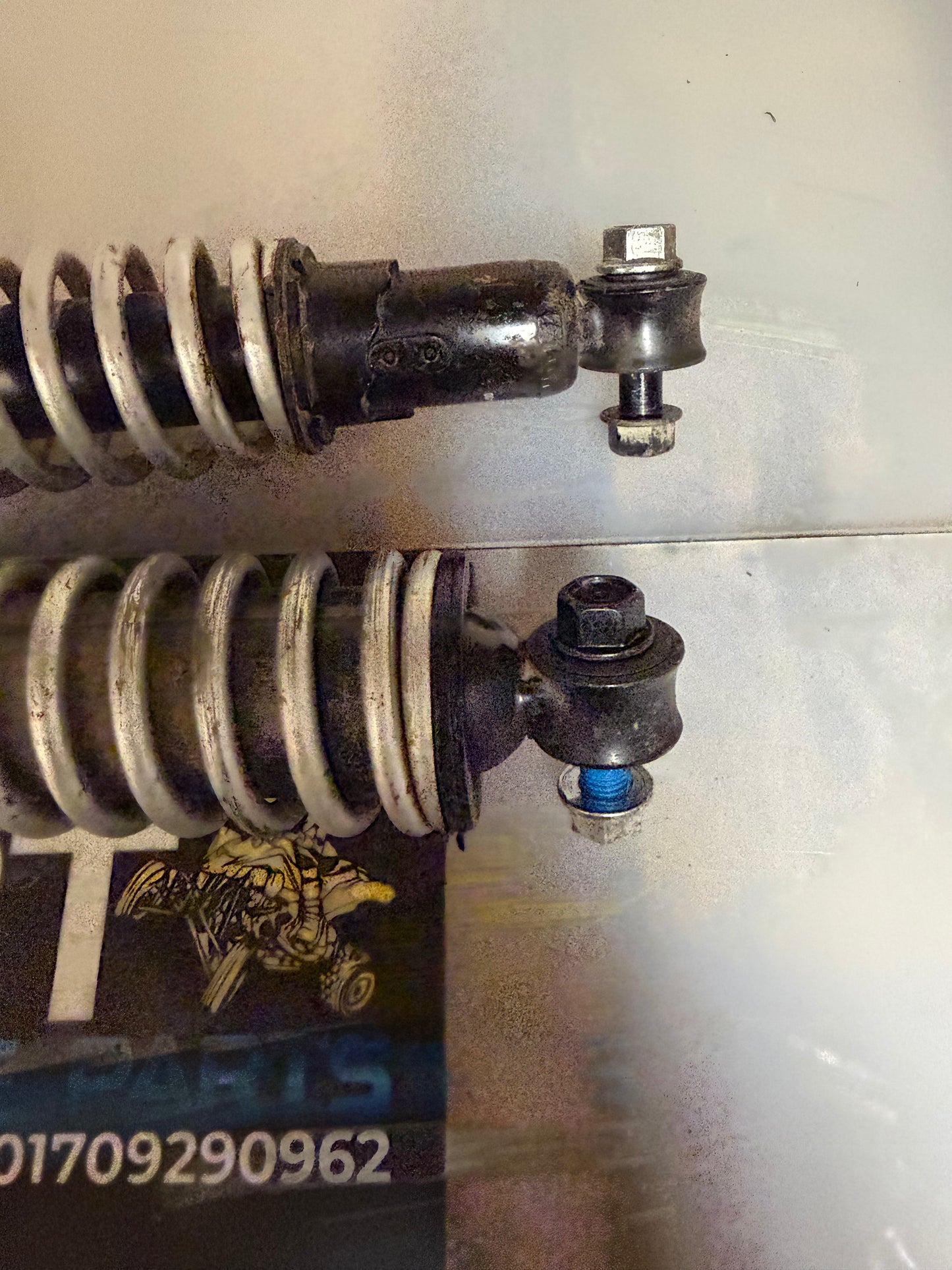 Yamaha YFM 90 2018 front shocks/suspension
