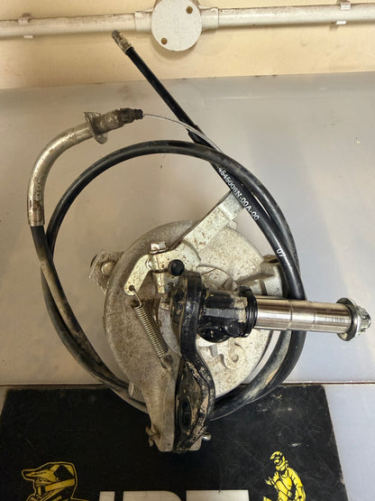 Yamaha YFM 90 2018 front right hub