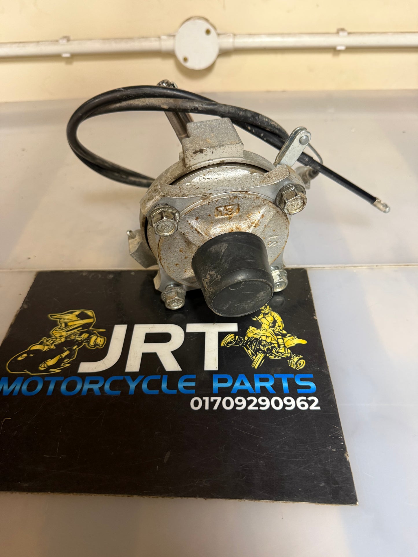 Yamaha YFM 90 2018 front right hub