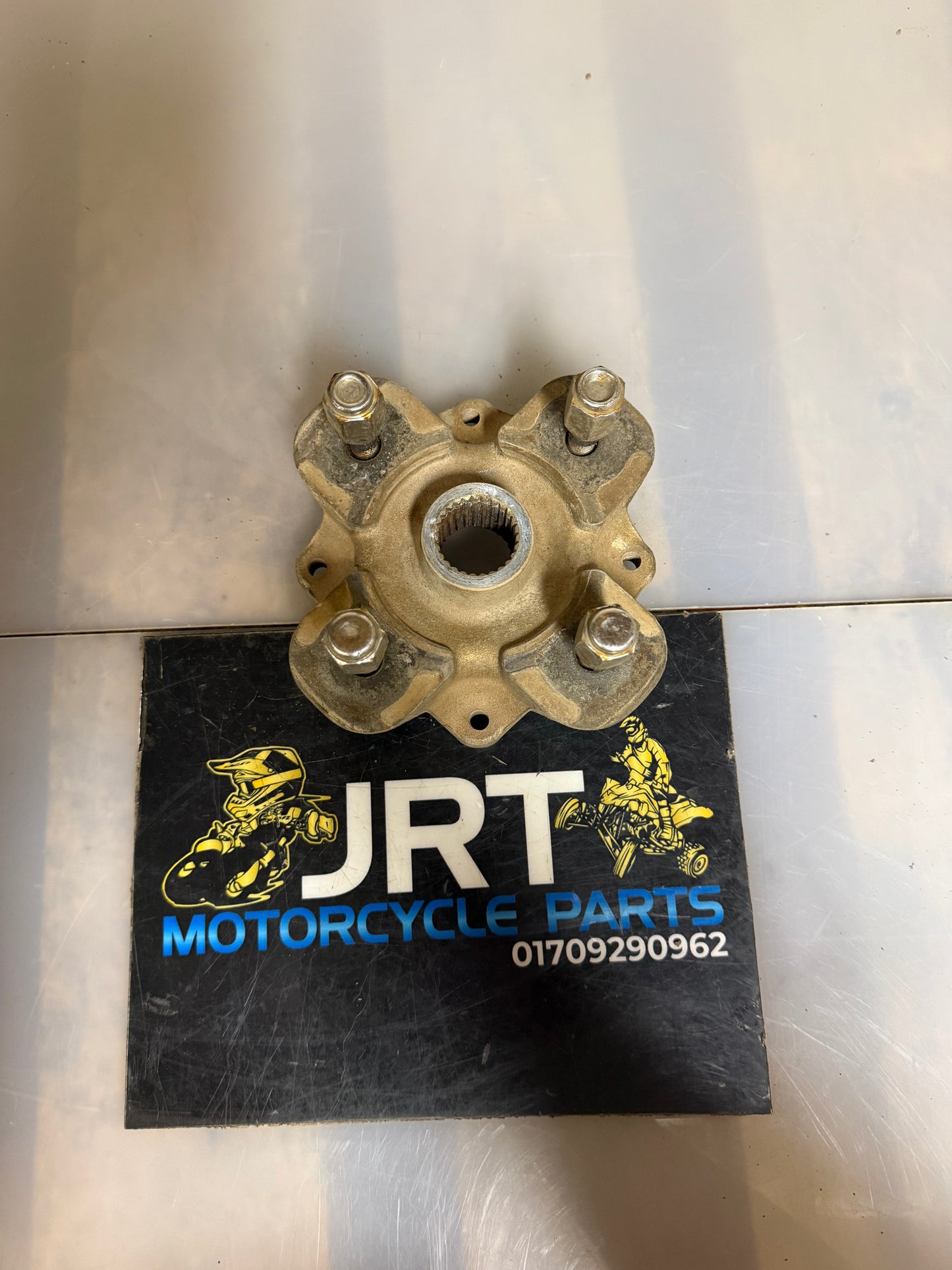 Yamaha Kodiak 700 2020 rear right hub
