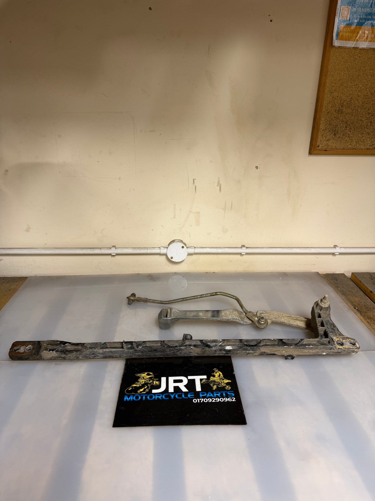 Polaris scrambler 1000 XP gear shifter and frame mount