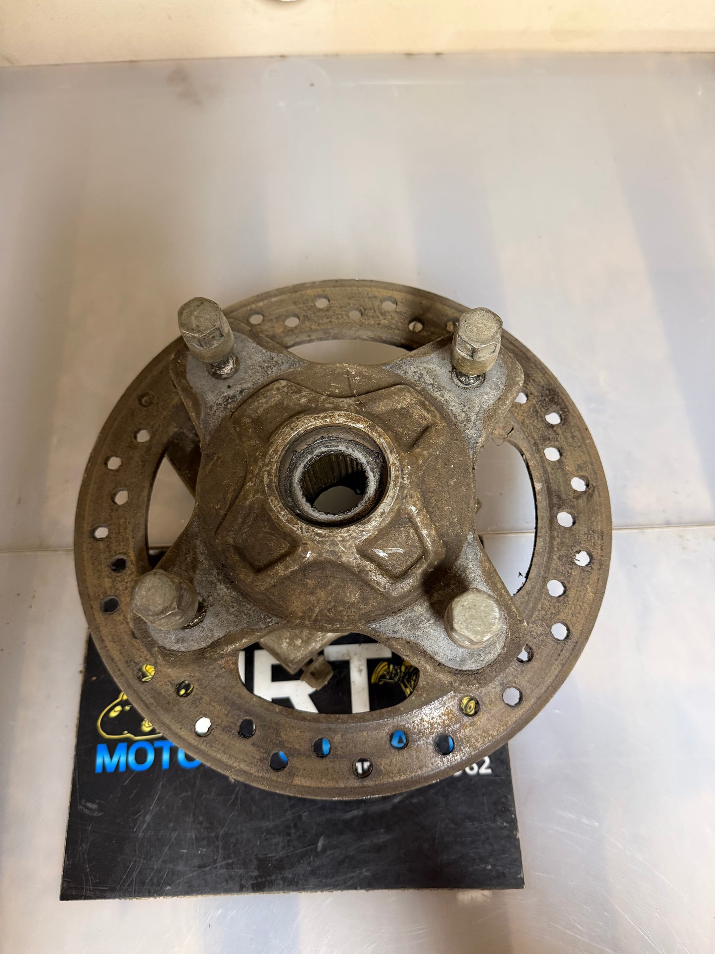 Polaris scrambler 1000 XP front right steering hub and knuckle